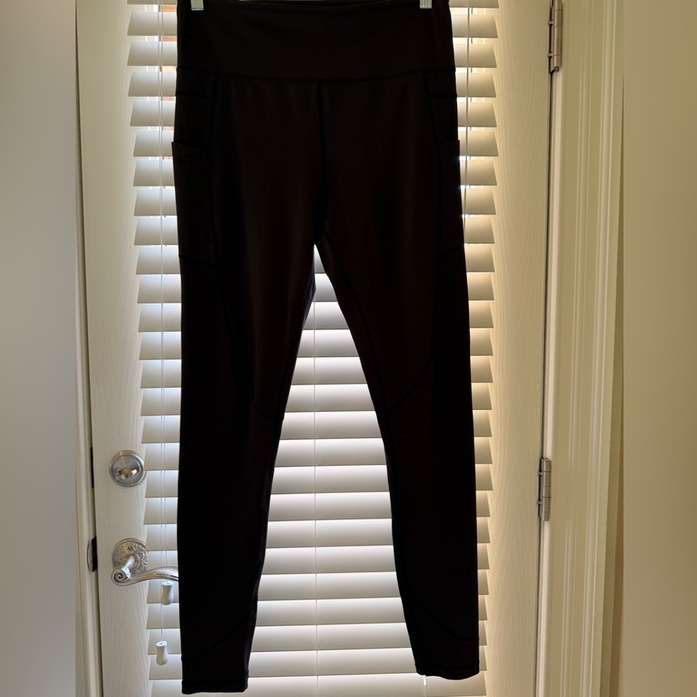Zyia Active Classic Black Athletic Leggings with pockets